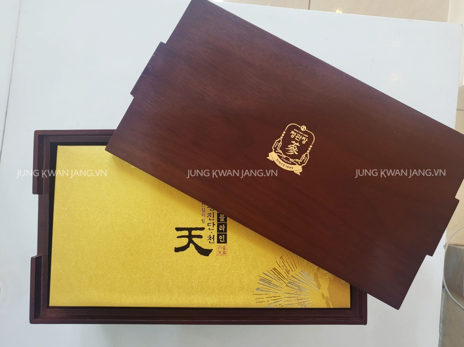 Hình Ảnh Viên Thiên Sâm Linh Đan Jung Kwan Jang Hwang Jin Dan Cheon Noble Line 4g x 20 Viên | Jung Kwan Jang | Jungkwanjang.vn